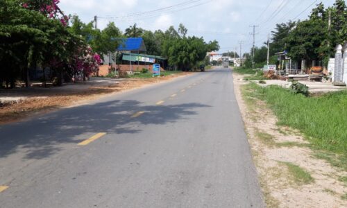 Bán lô đất mặt tiền nguyễn chí thanh tân bình thị xã lagi bình thuận