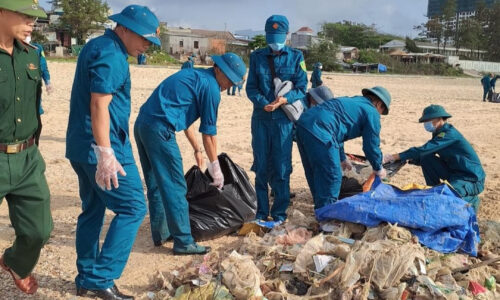 Tuân thủ các nội quy an toàn khi tắm biển Đồi Dương – Thương Chánh