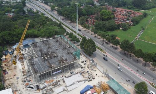 Đám đông ‘đổ bộ’ tới Dự án nhà ở xã hội NHS Trung Văn: Một cảnh tượng đáng chú ý!