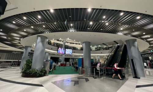 Trung tâm thương mại trị giá hơn 4.500 tỉ đồng đóng cửa sớm do gián đoạn điện lưới