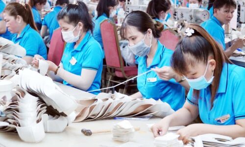 Đề xuất hỗ trợ miễn phí việc chậm nộp thuế đối với các doanh nghiệp thua lỗ