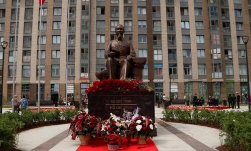 Khánh thành tượng đài Chủ tịch Hồ Chí Minh mới tại thành phố St. Petersburg: Một dấu mốc văn hóa và quan hệ Việt-Nga